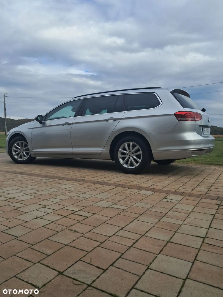 Volkswagen Passat 2.0 TDI BMT Comfortline DSG - 5