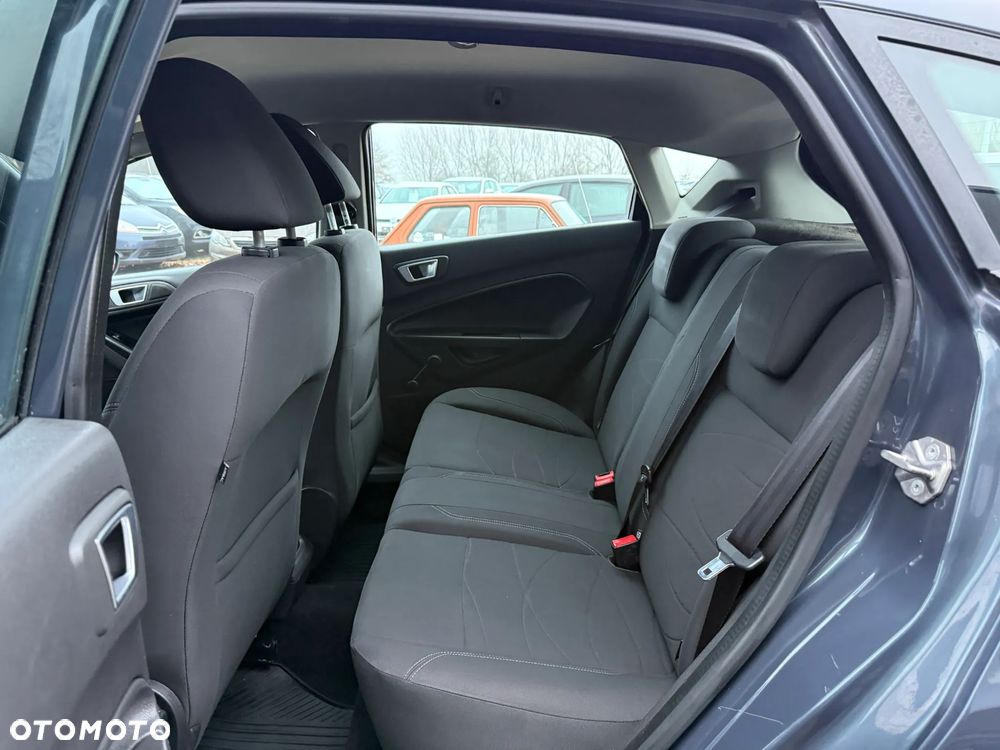 Ford Fiesta 1.25 Titanium - 27