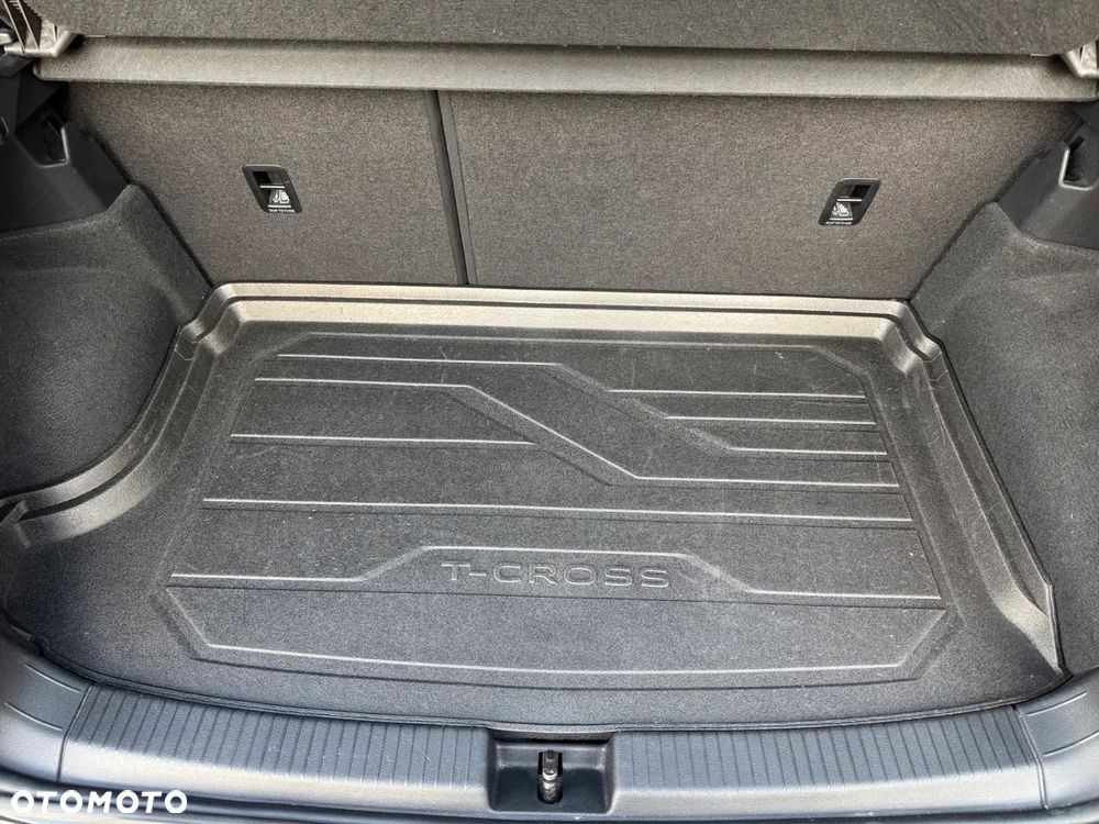 Volkswagen T-Cross 1.5 TSI ACT Life DSG - 8