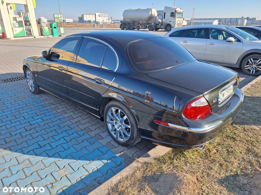 Jaguar S-Type - 6