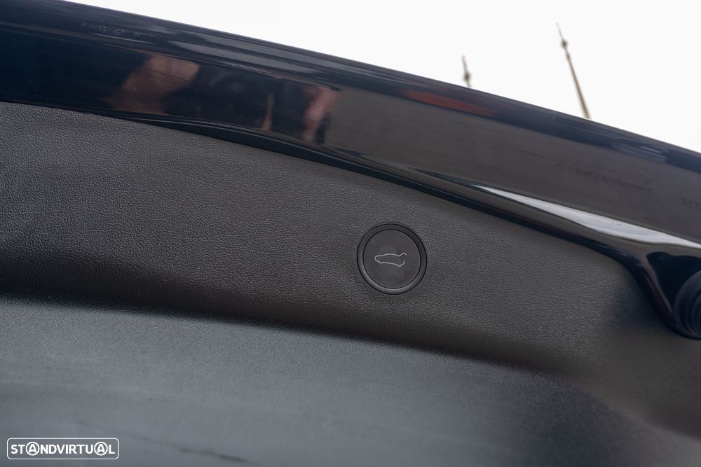 Tesla Model 3 Standard Range Plus RWD - 30