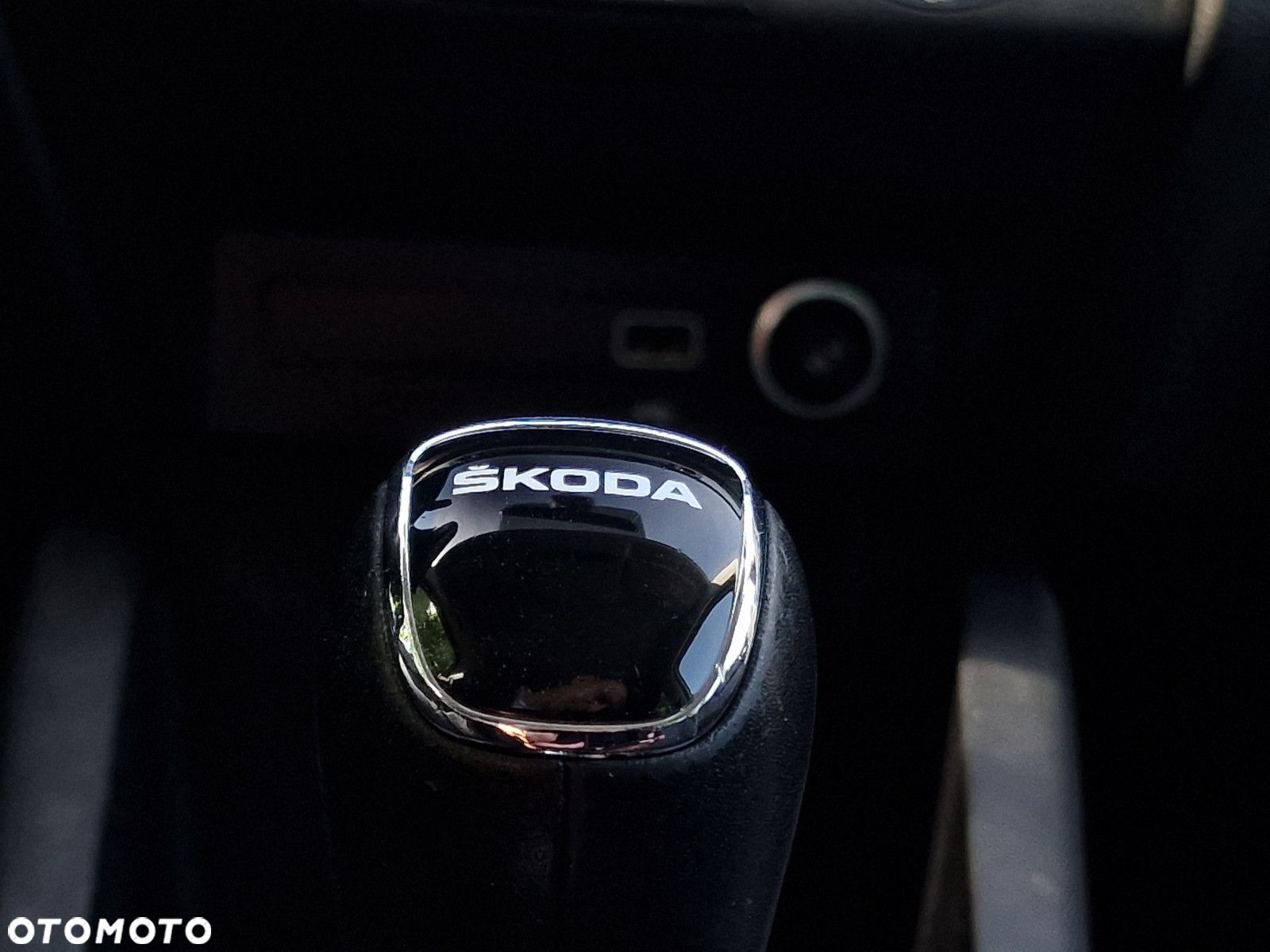 Skoda Fabia 1.0 TSI Ambition DSG - 21