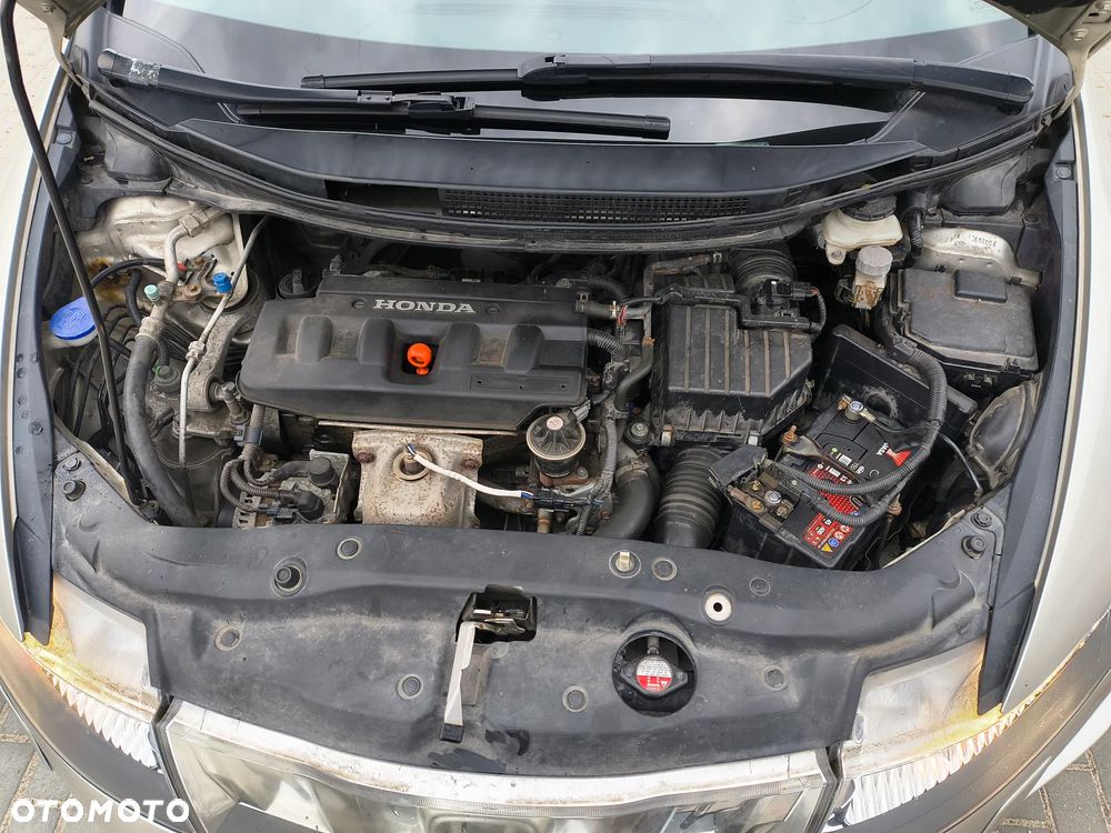 Honda Civic 1.8 Sport - 31