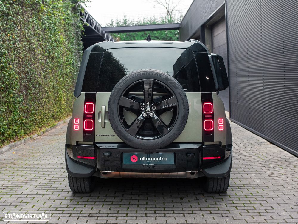 Land Rover Defender 2.0 P300e 110 AWD X-Dynamic SE - 11