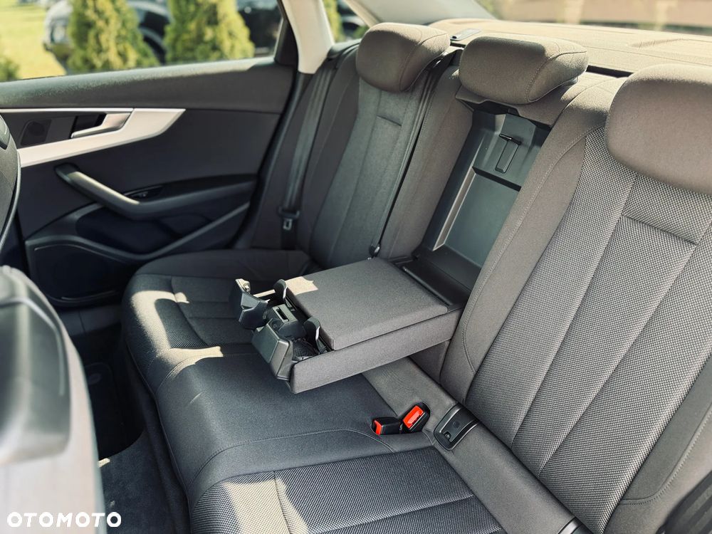 Audi A4 Limousine 2.0 TDI S tronic sport - 15