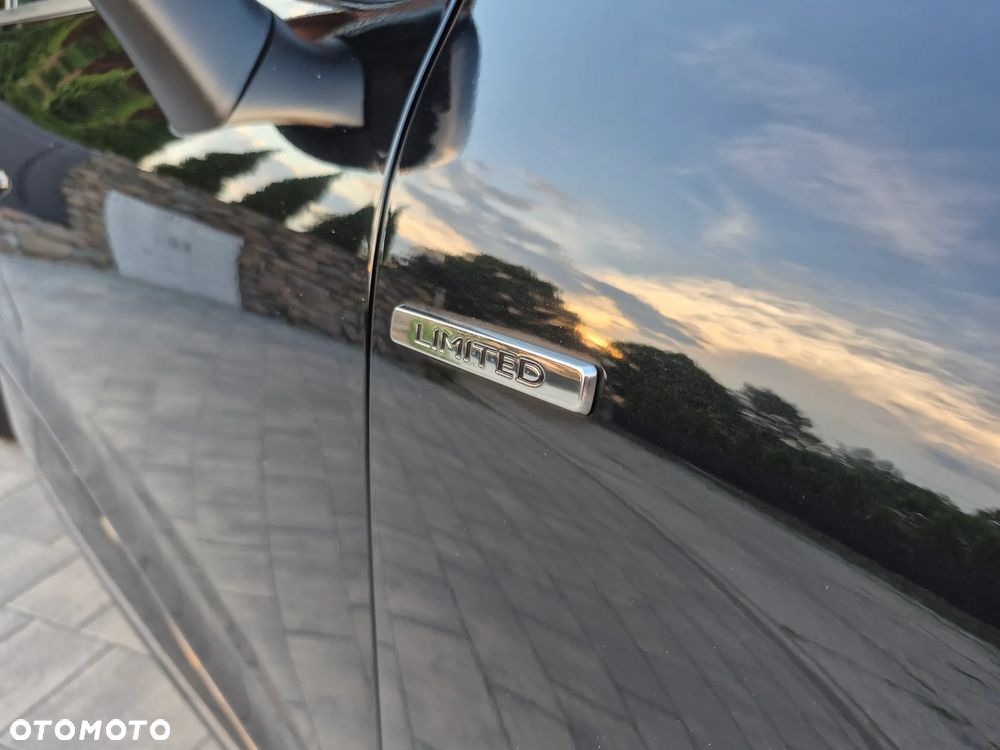 Renault Clio 1.2 16V 75 LIMITED - 29