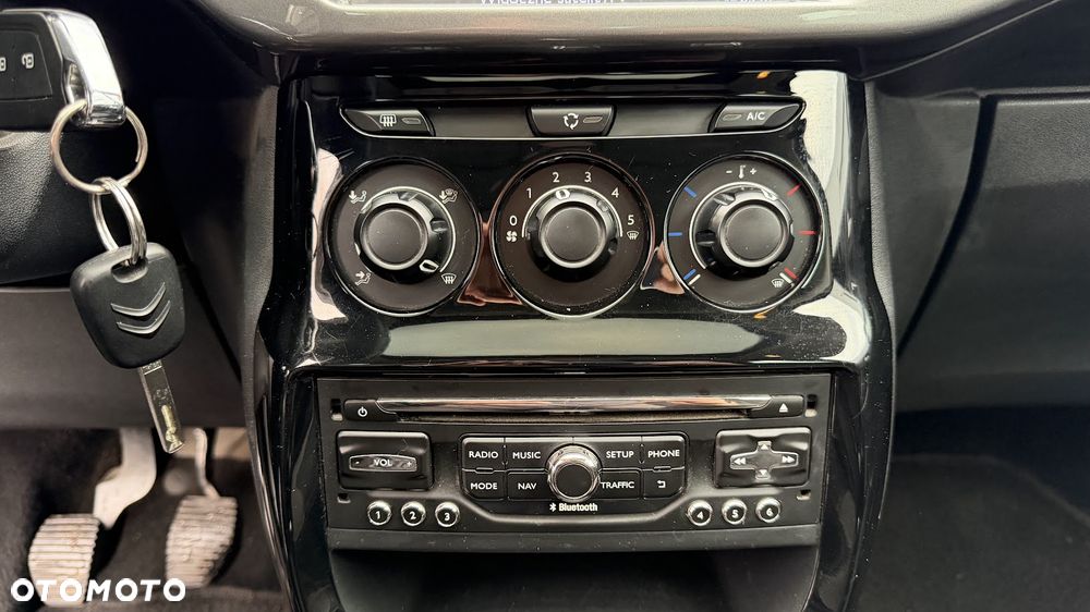 Citroën C3 e-HDi 90 FAP Exclusive - 5