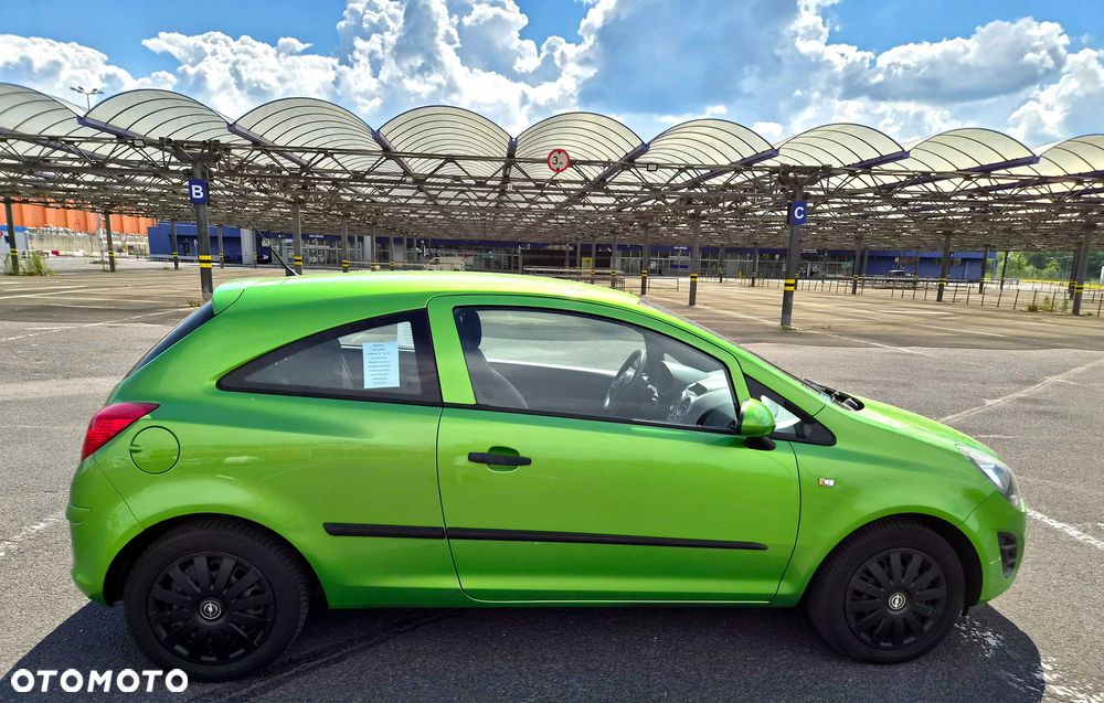 Opel Corsa - 8