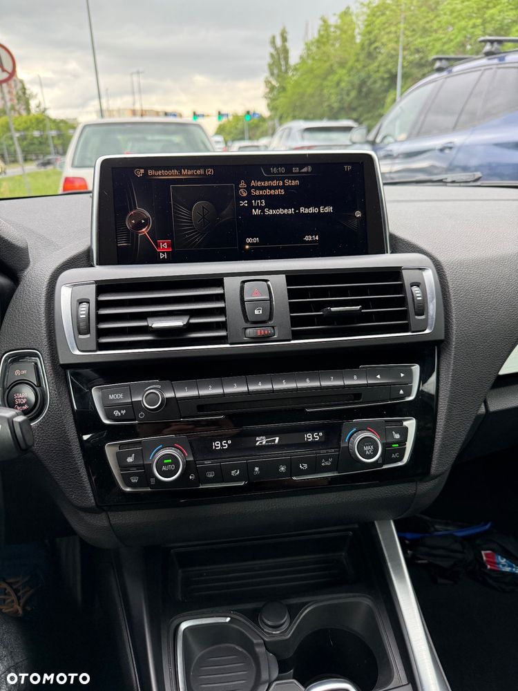 BMW Seria 2 225d - 18