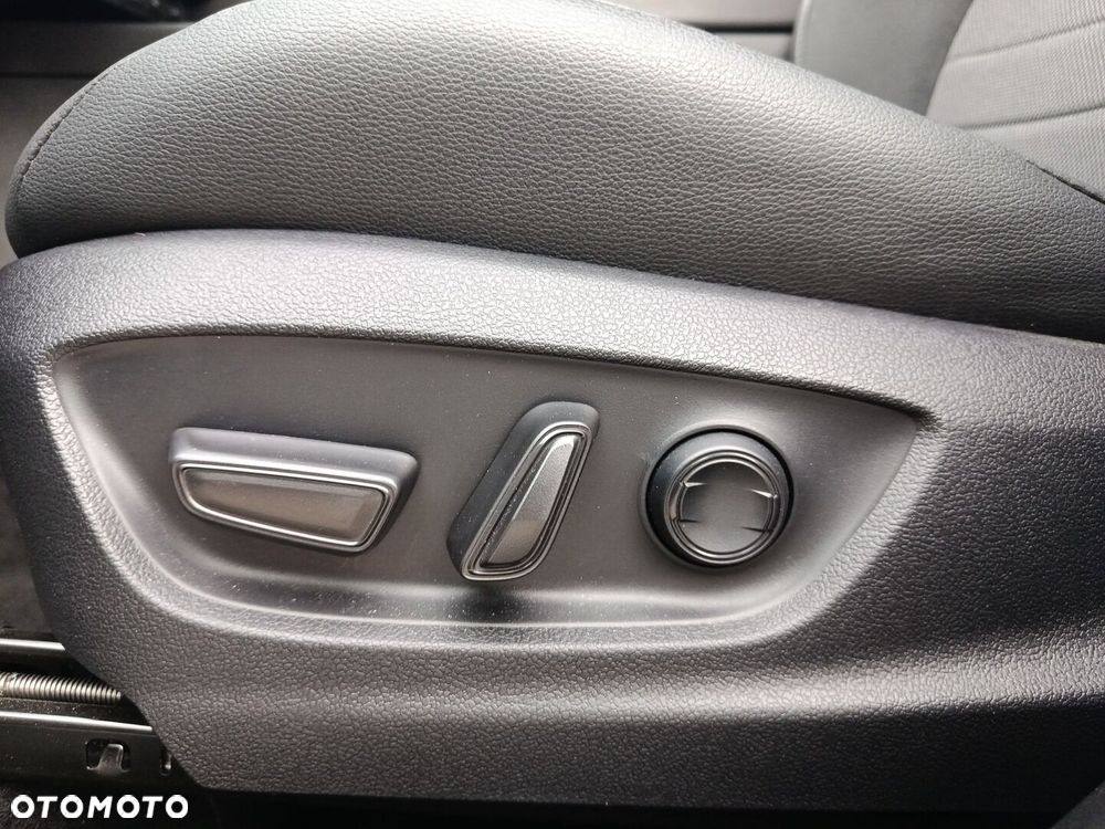 Toyota C-HR 1.8 Hybrid Executive - 22