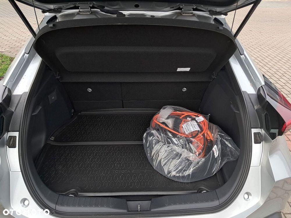 Toyota C-HR 2025