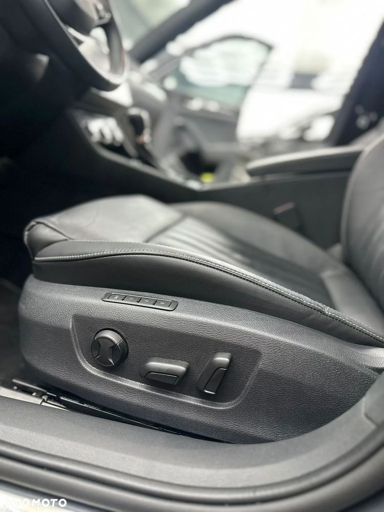 Skoda Superb 2.0 TDI SCR 4x4 L&K DSG - 11