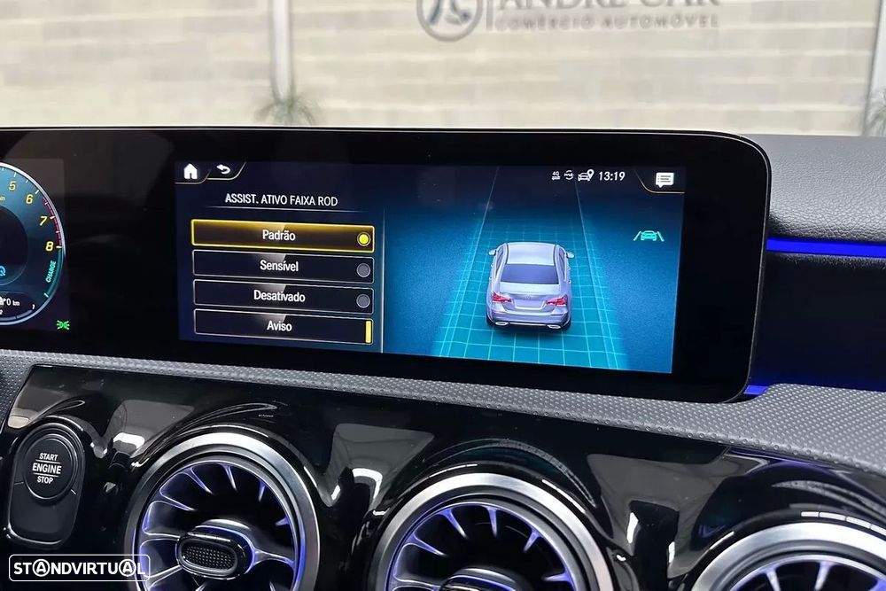 Mercedes-Benz A 250 Limousine e 8G-DCT AMG Line - 34