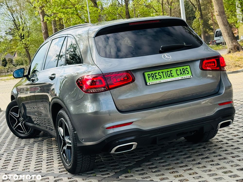 Mercedes-Benz GLC 200 4Matic 9G-TRONIC AMG Line Plus - 14