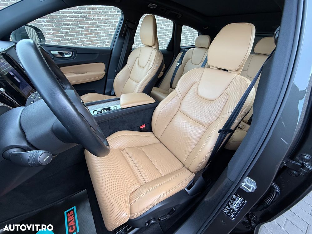 Volvo XC 60 T6 AWD Recharge Geartronic Inscription Expression - 17