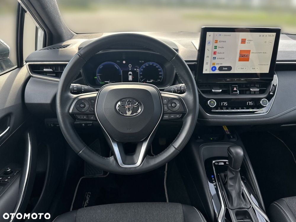 Toyota Corolla 1.8 Hybrid Style - 17