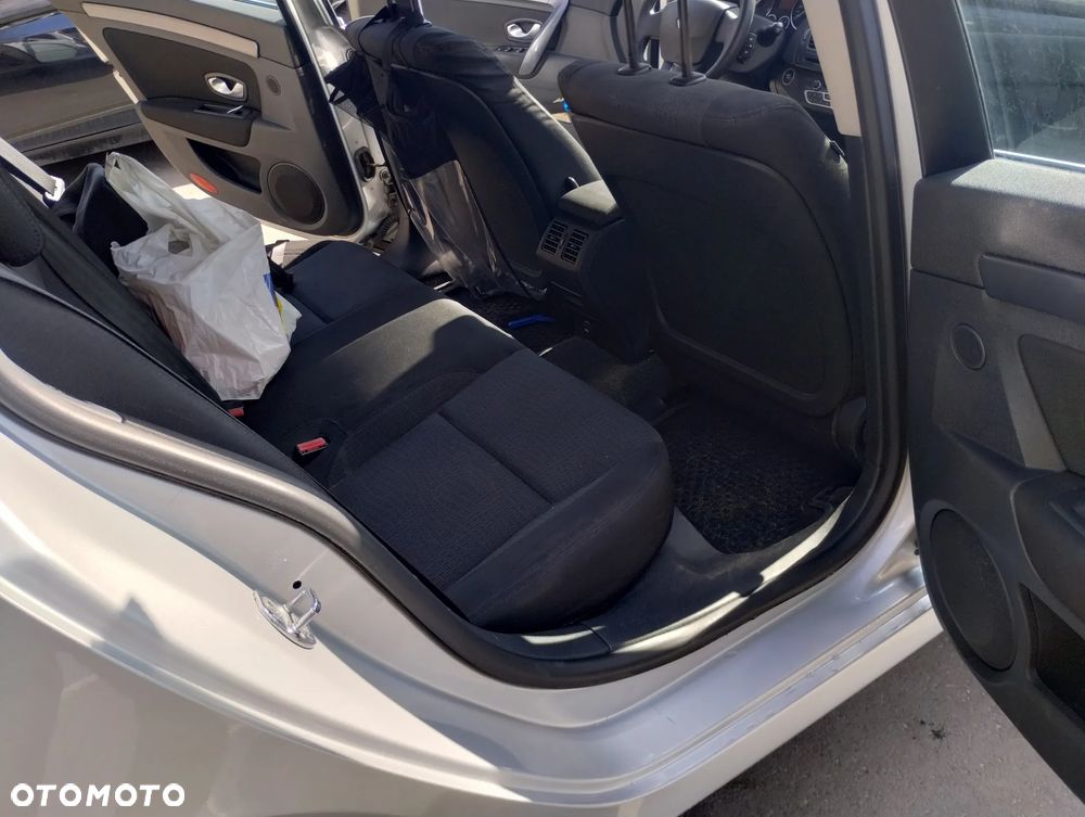 Renault Laguna - 10