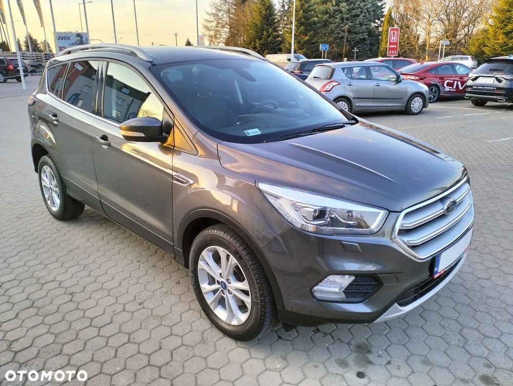 Ford Kuga - 4