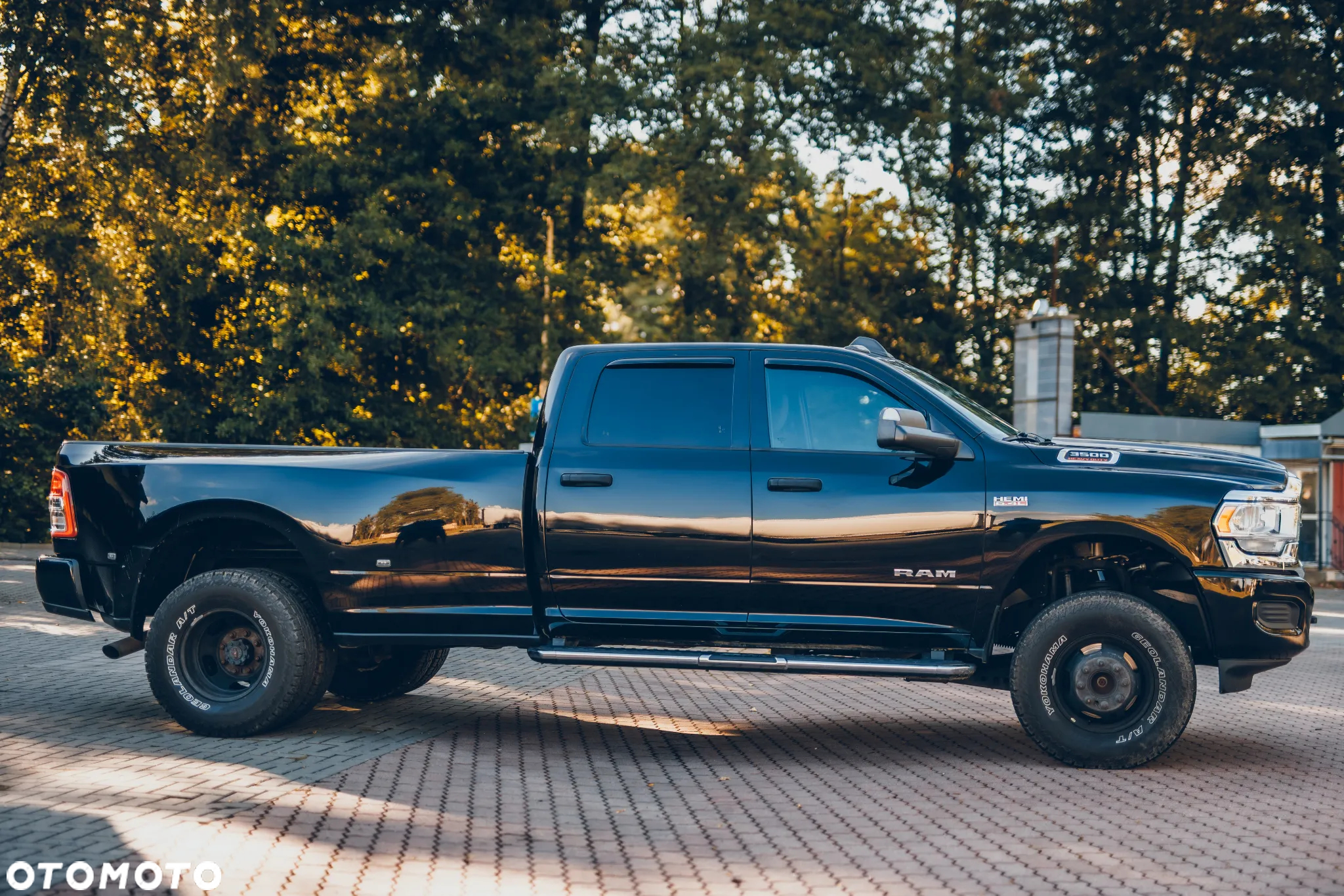 RAM 3500 - 18