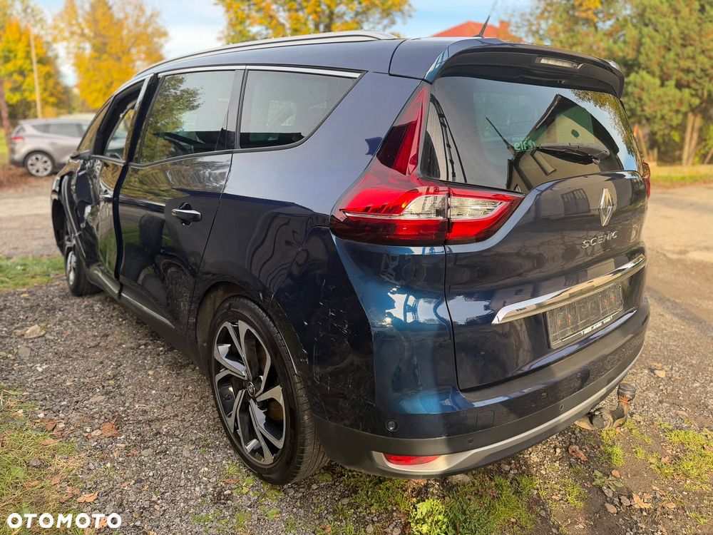 Renault Scenic BLUE dCi 150 BOSE EDITION - 4