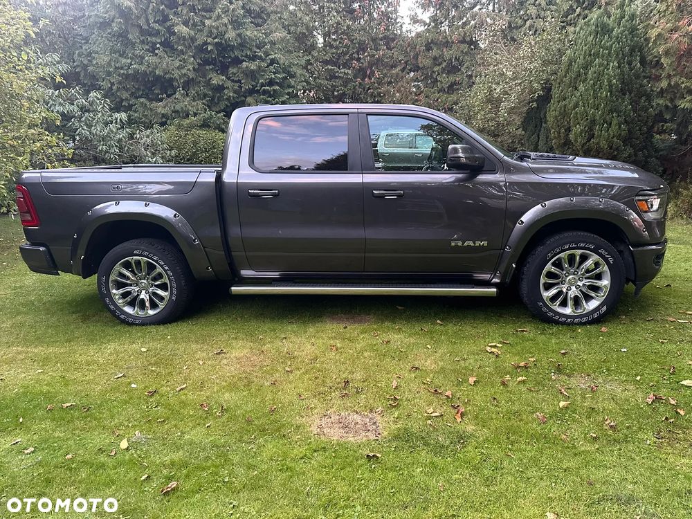 RAM 1500 Crew Cab Laramie - 9
