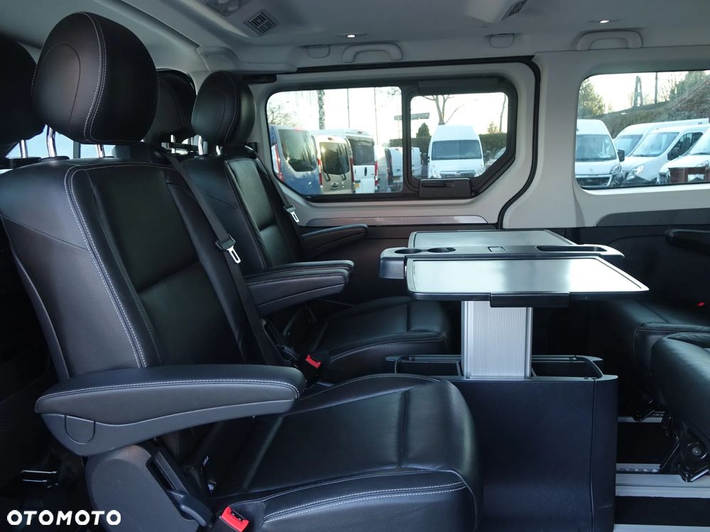 Renault Trafic Grand 1.6 dCi - 20