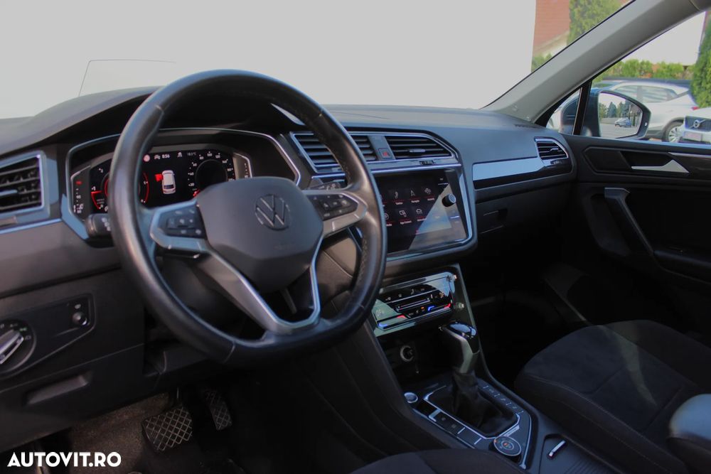 Volkswagen Tiguan 2.0 TDI SCR DSG 4Motion Elegance - 11