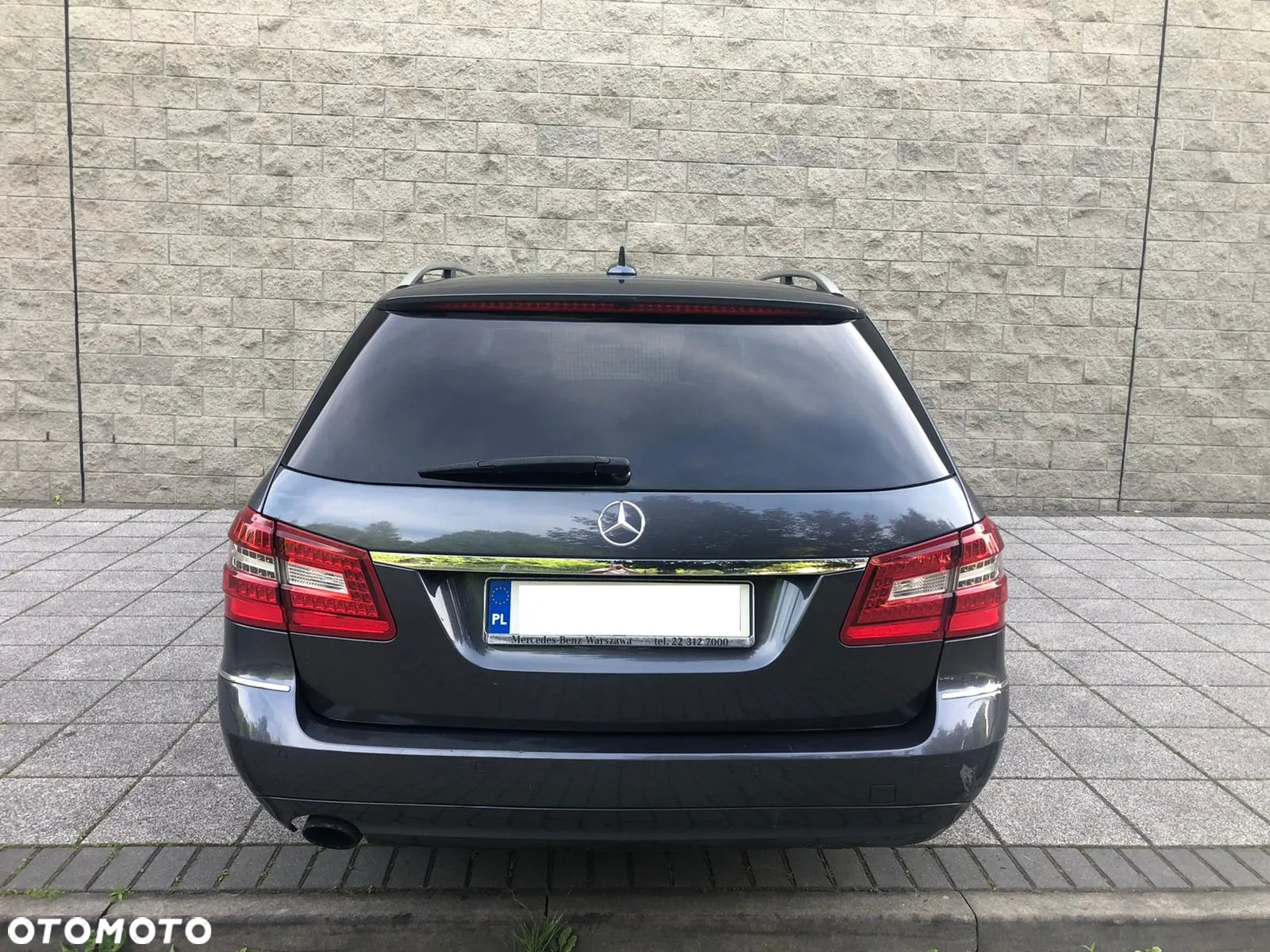 Mercedes-Benz Klasa E 250 CGI BlueEffICIENCY Avantgarde - 18