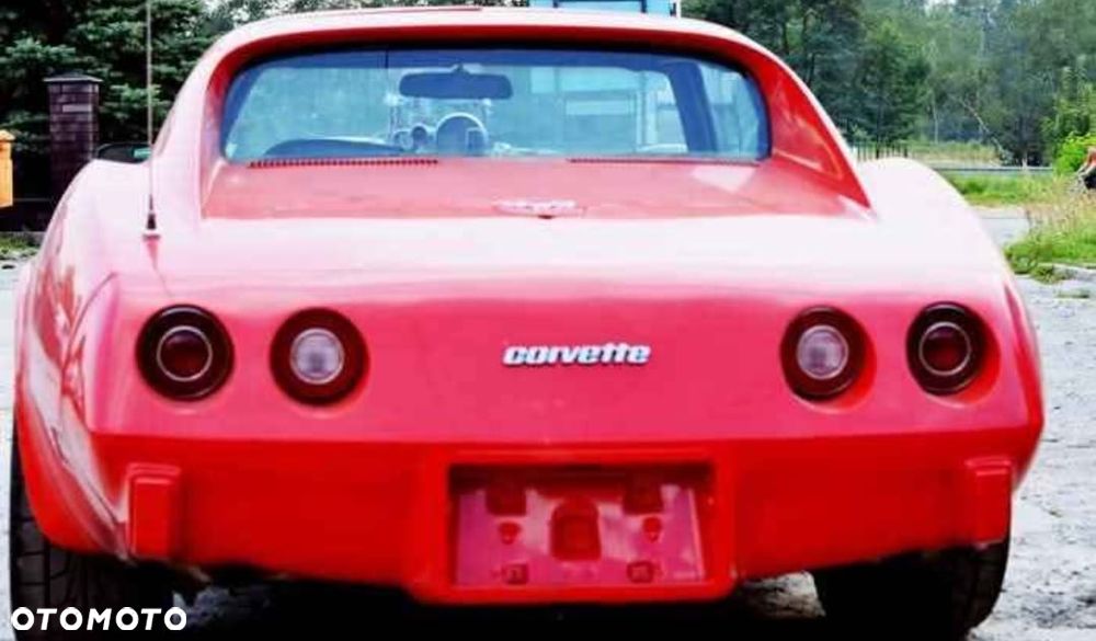 Chevrolet Corvette - 5