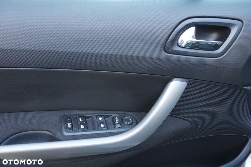 Peugeot 308 1.6 Premium - 20