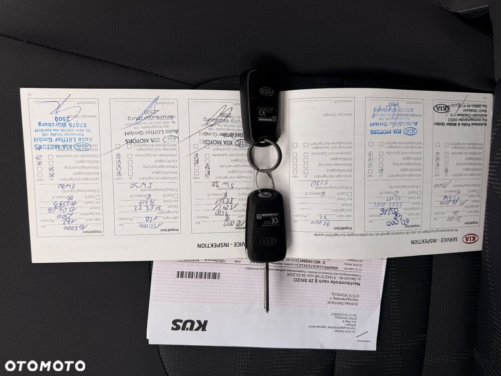 Kia Rio - 26