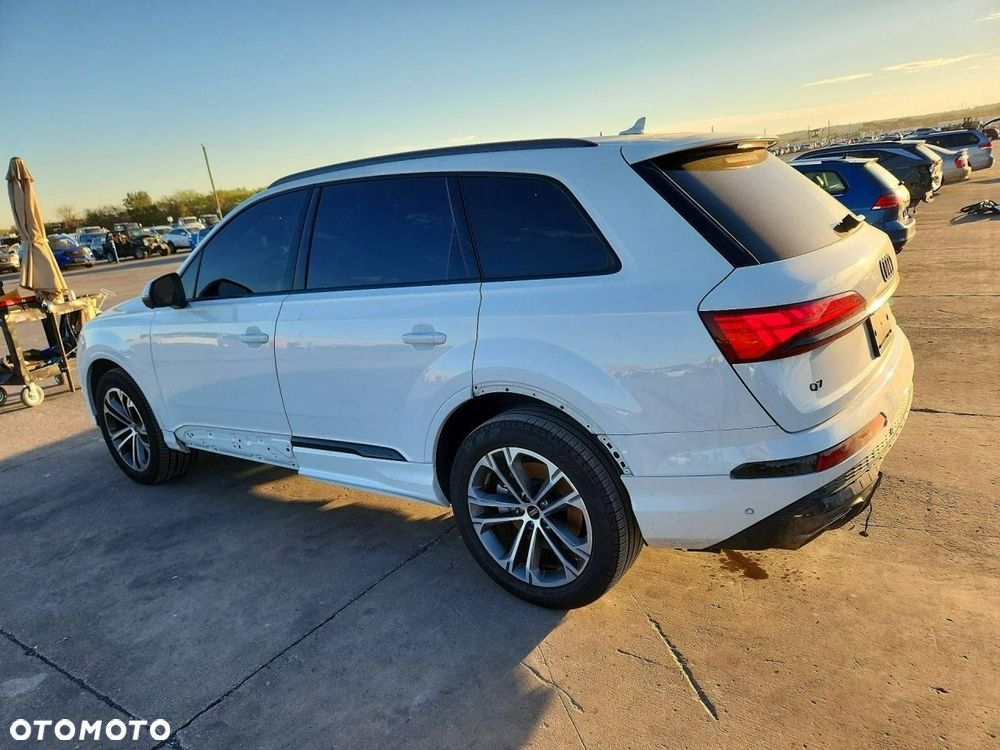 Audi Q7 2025 photo 5