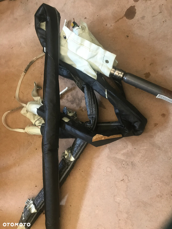 KURTYNA LEWA LUB PRAWA PEUGEOT 508 9686330280