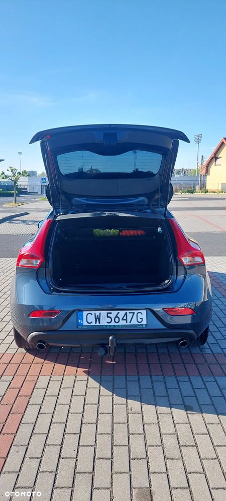 Volvo V40 D3 Momentum - 9