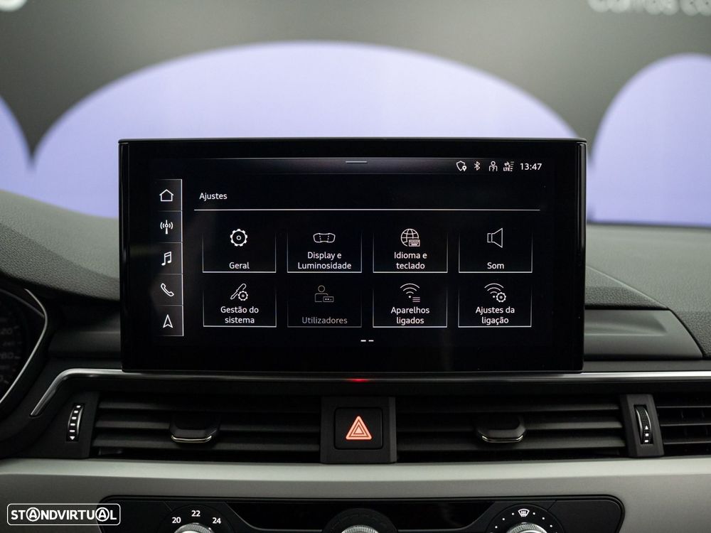 Audi A4 Avant 30 TDI S tronic - 34