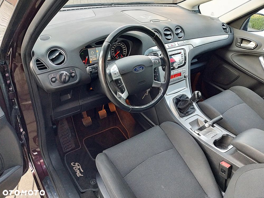 Ford S-Max 2.0 Titanium - 16