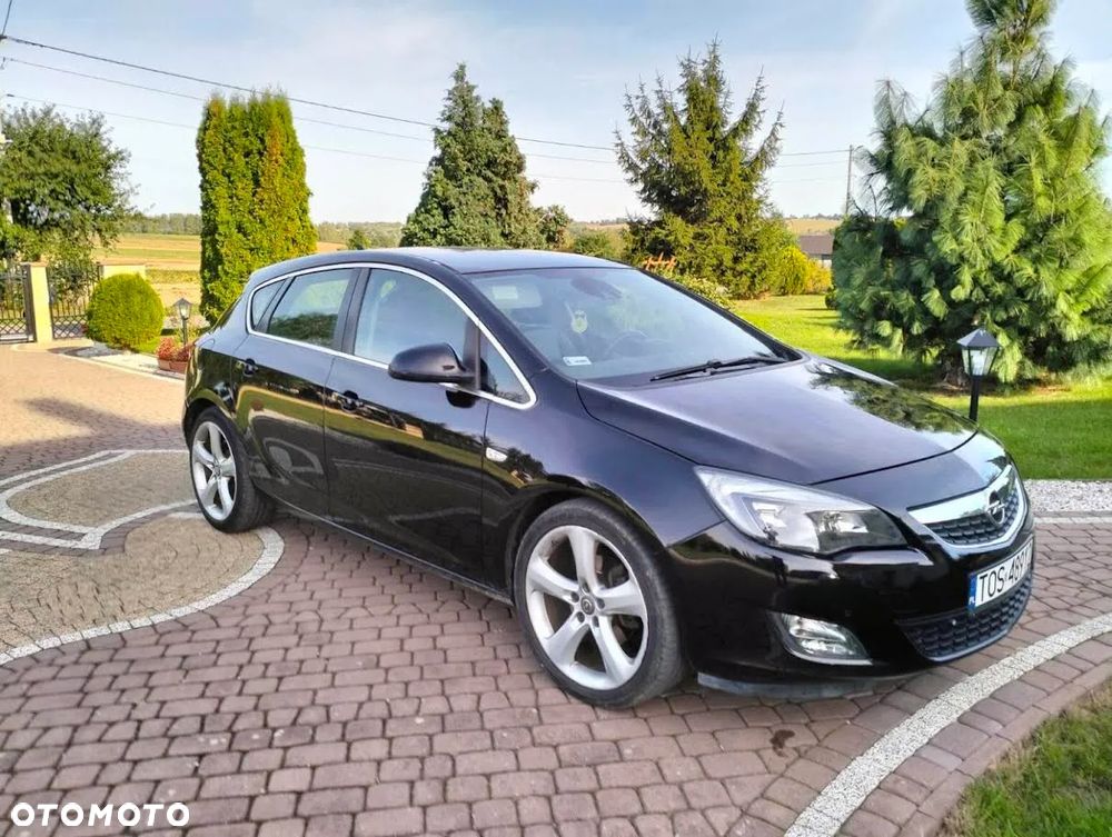Opel Astra IV 1.7 CDTI Cosmo - 2
