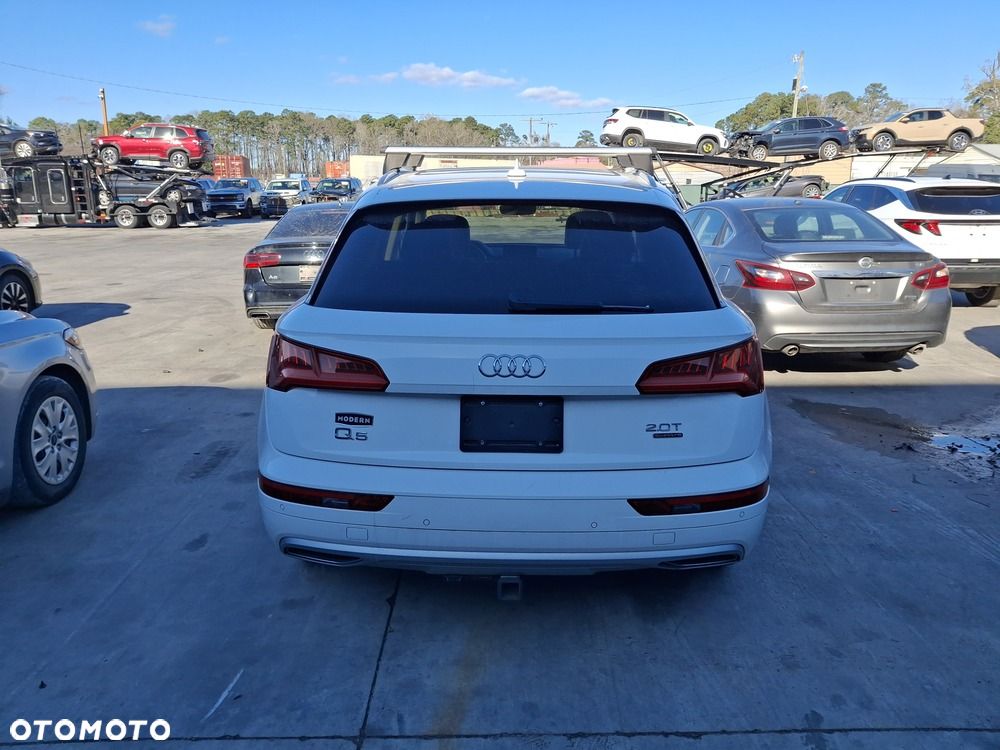 Audi Q5 2.0 TFSI Quattro S tronic design - 9