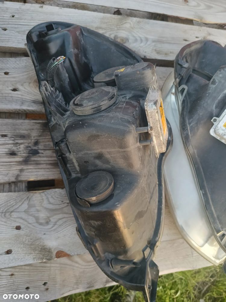 Lampa prawy lewa przód Xenon Ford S-Max wersja Europejska - 7