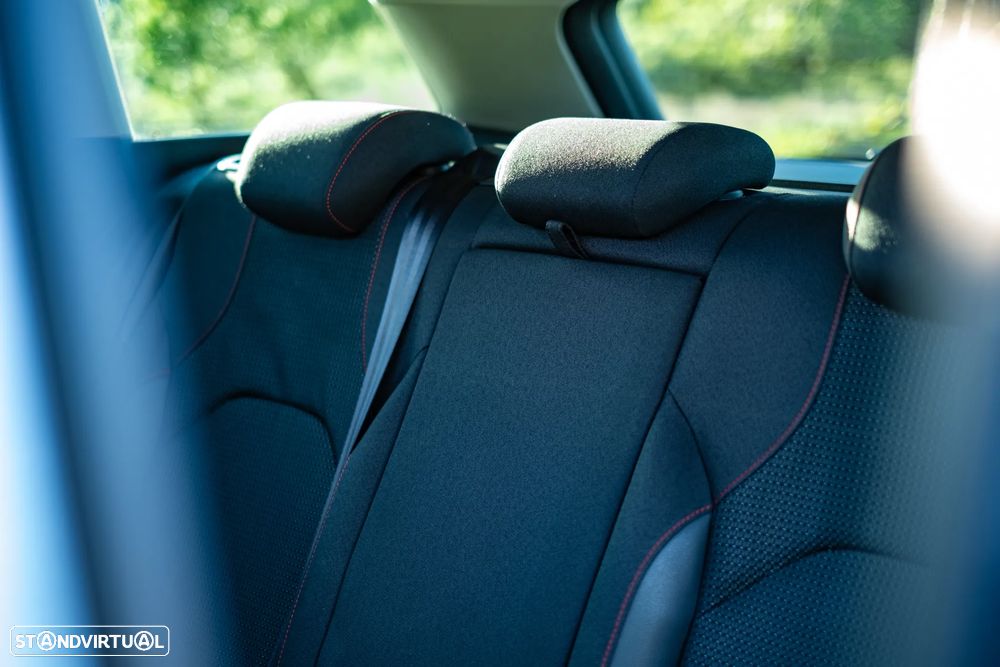 SEAT Leon ST 2.0 TDI S&S FR - 18