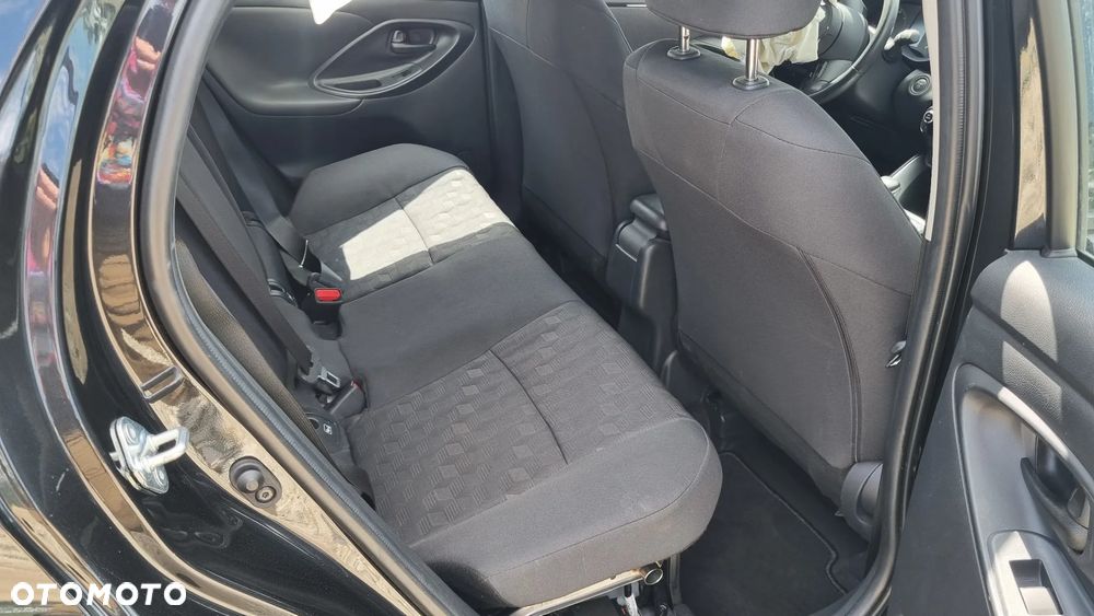Toyota Yaris - 27