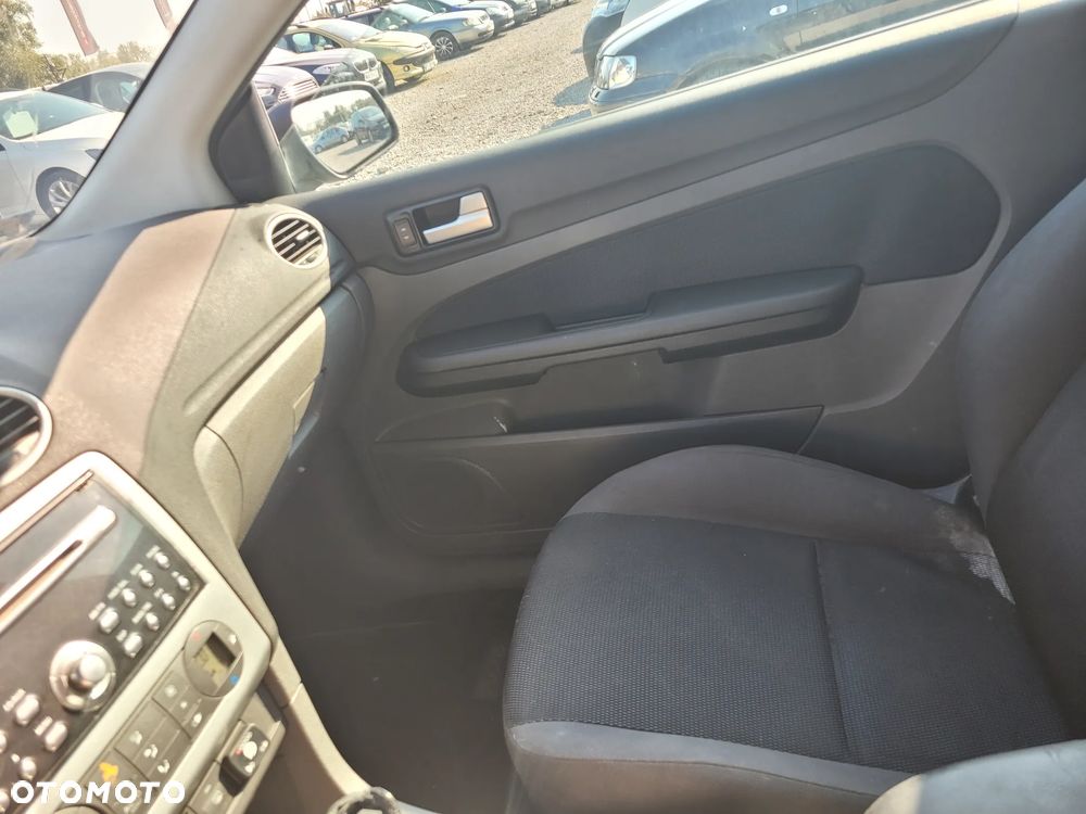 Ford Focus - 10