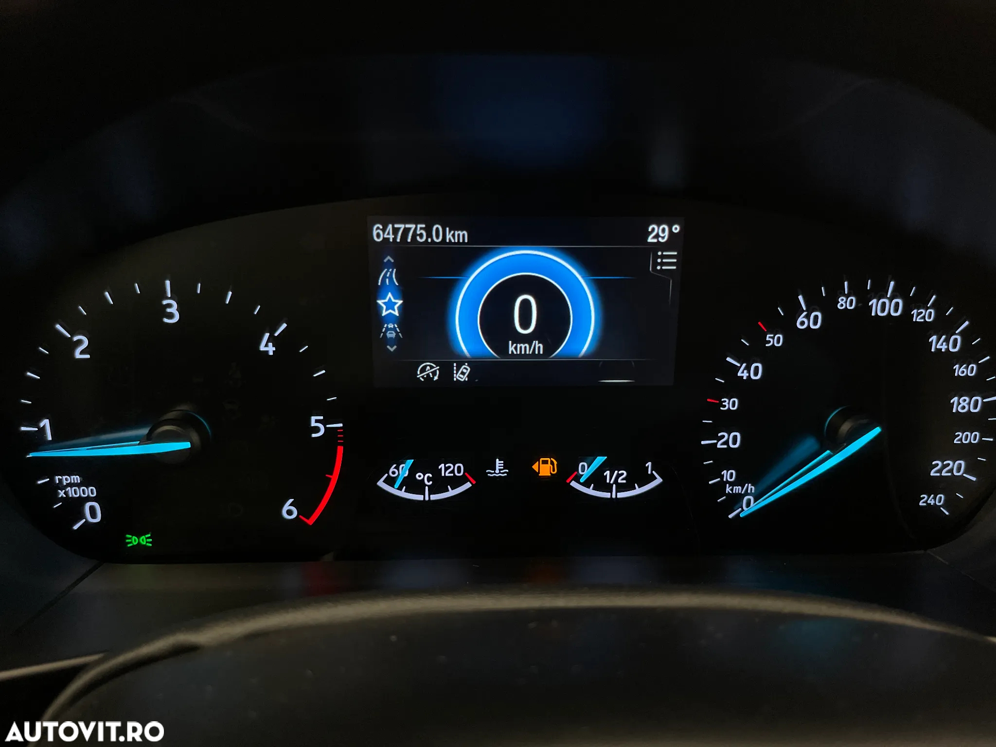 Ford Focus 1.5 EcoBlue Trend Edition - 29