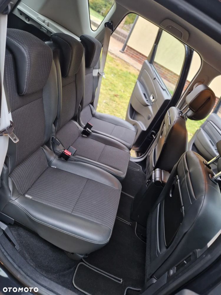 Renault Scenic TCe 130 Bose Edition - 18