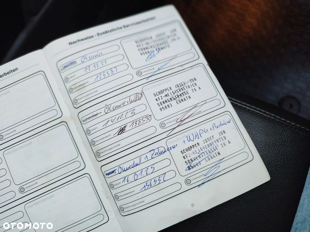 Ford Kuga 2.0 TDCi 4x4 Titanium - 32