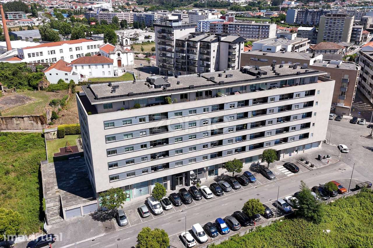 Apartamento T3 Edifício Camélias - Grande imagem: 2/38