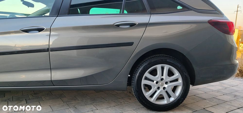 Opel Astra 1.6 D (CDTI) Business - 11