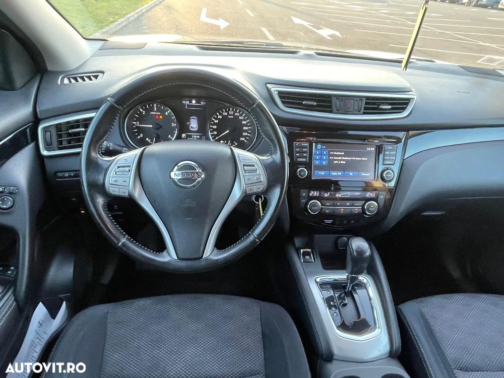 Nissan Qashqai 1.6 DCI Xtronic N-Connecta - 13