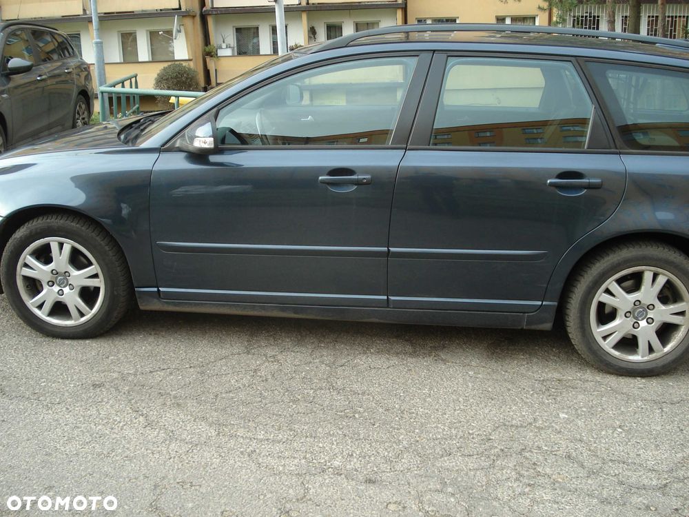 Volvo V50 - 2