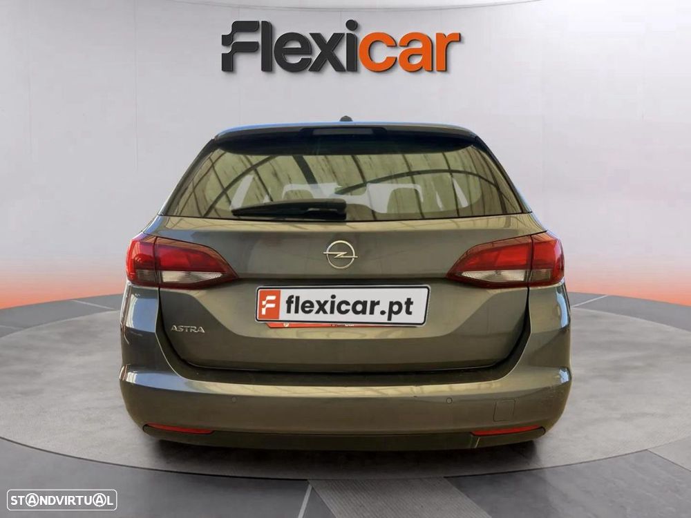 Opel Astra Sports Tourer - 4